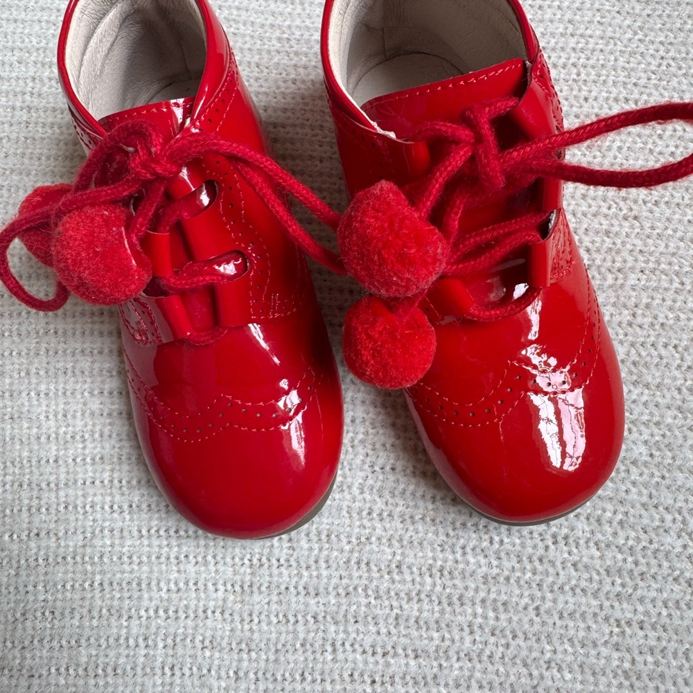 Glossy Red Patent Leather Dress Shoes - Like New - size 24